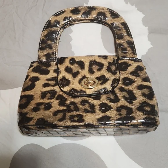 Leopard Mini Satchel Bag with Lock Closure and 41” Crossbody Strap NWOT - Picture 7 of 8